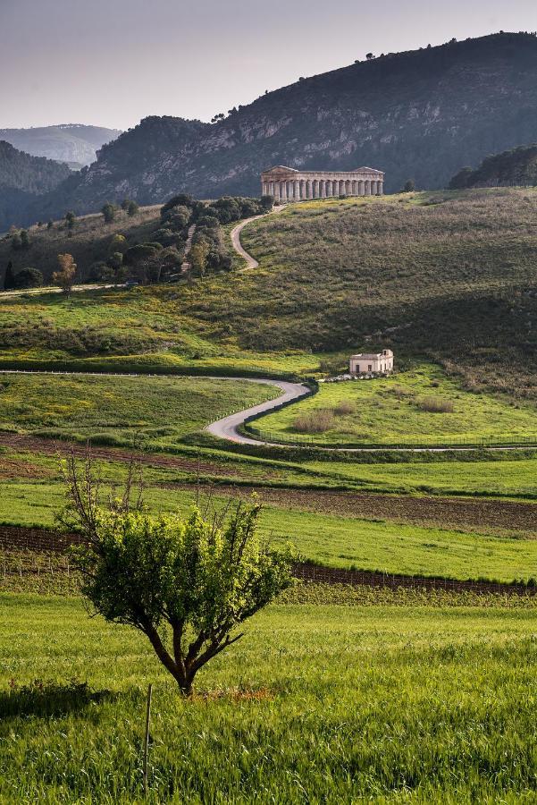 Helimos Bed&Breakfast Segesta Temple-Castellammare Calatafimi Bagian luar foto